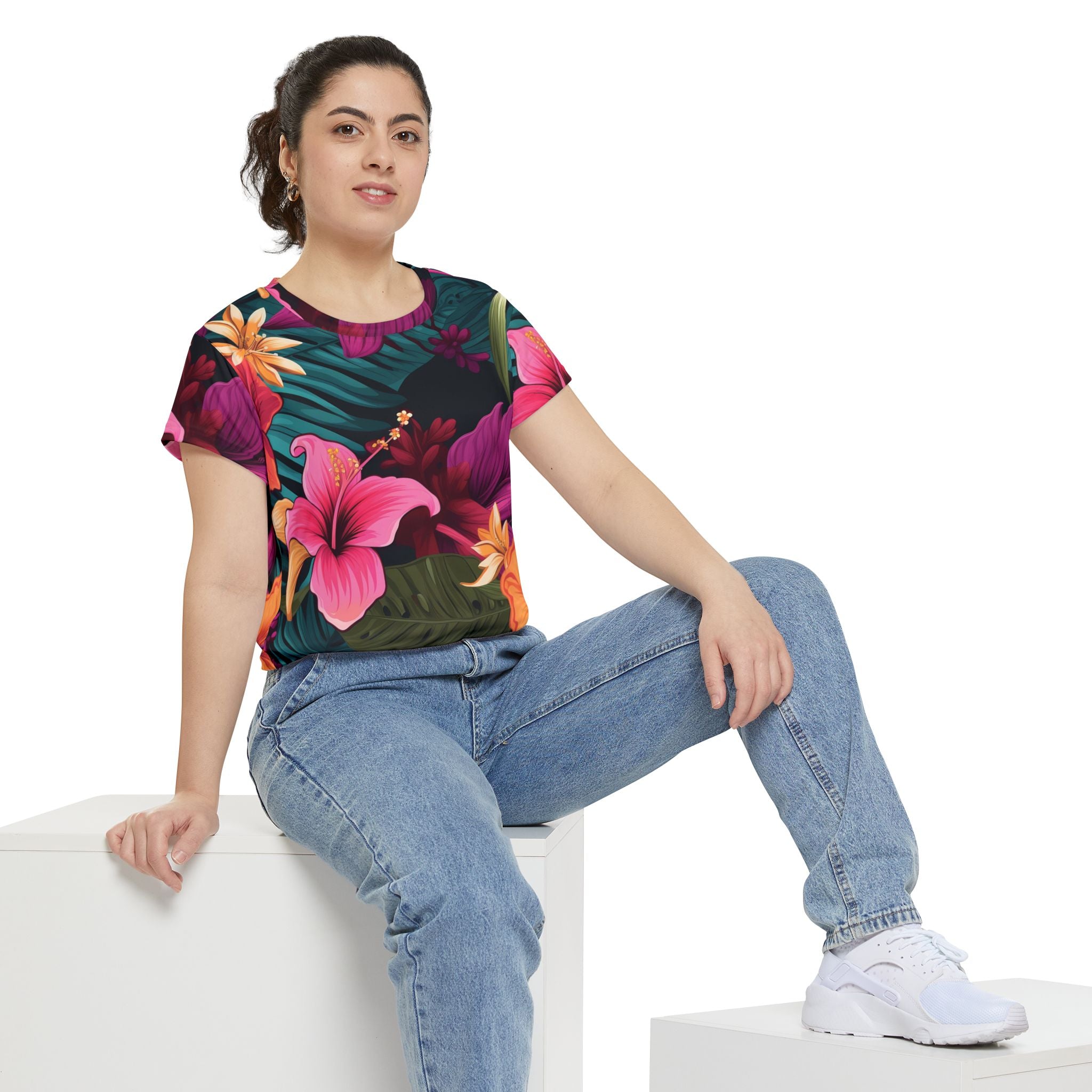 Tropical Floral Women&#039;s Short Sleeve Shirt - Vibrant Summer Style